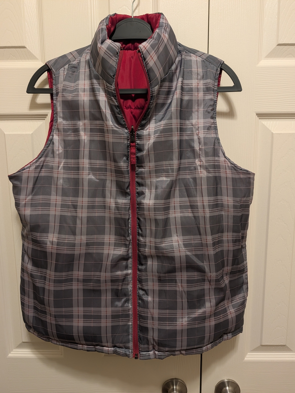 Merona Gray Plaid Reversible Puffer Vest with Maroon Lining